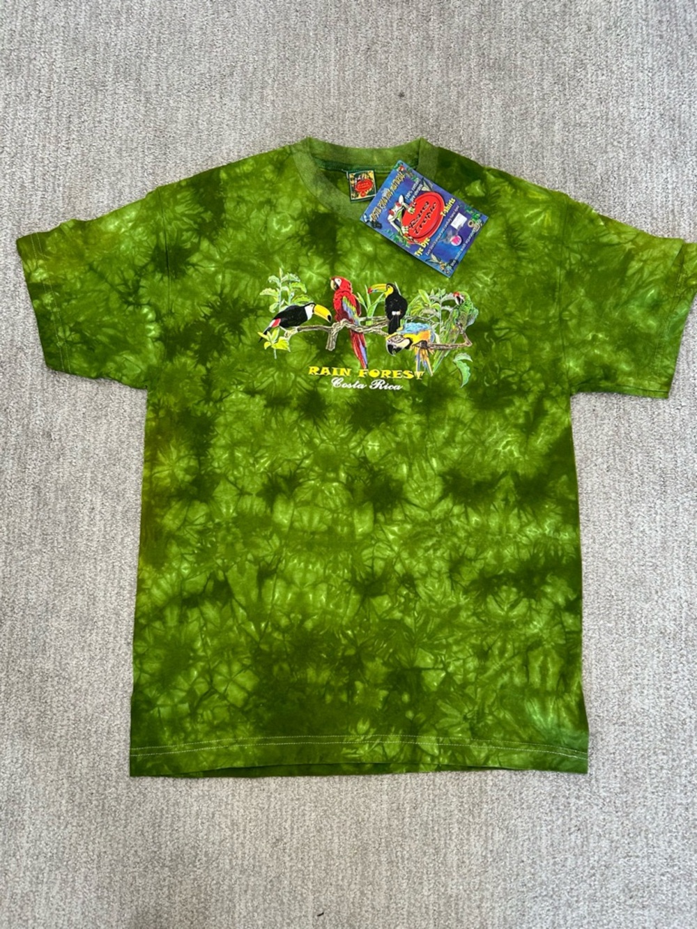 NWT Rain Forest Cafe Men's Green T-Shirt Med Tie Dye Cotton Jung Parrots Graphic